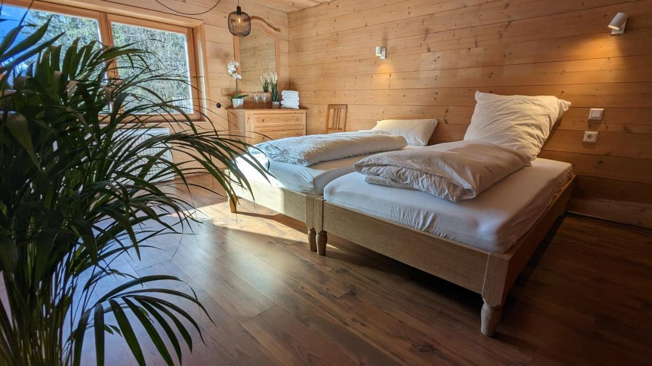 באיירישצל Gemuetliches Berg-Chalet Mit Panoramablick מראה חיצוני תמונה