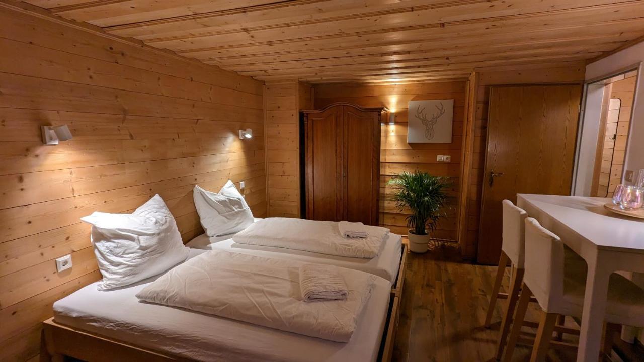 באיירישצל Gemuetliches Berg-Chalet Mit Panoramablick מראה חיצוני תמונה